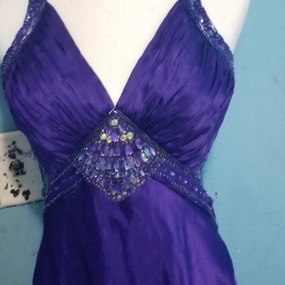 Morgan and co prom dress